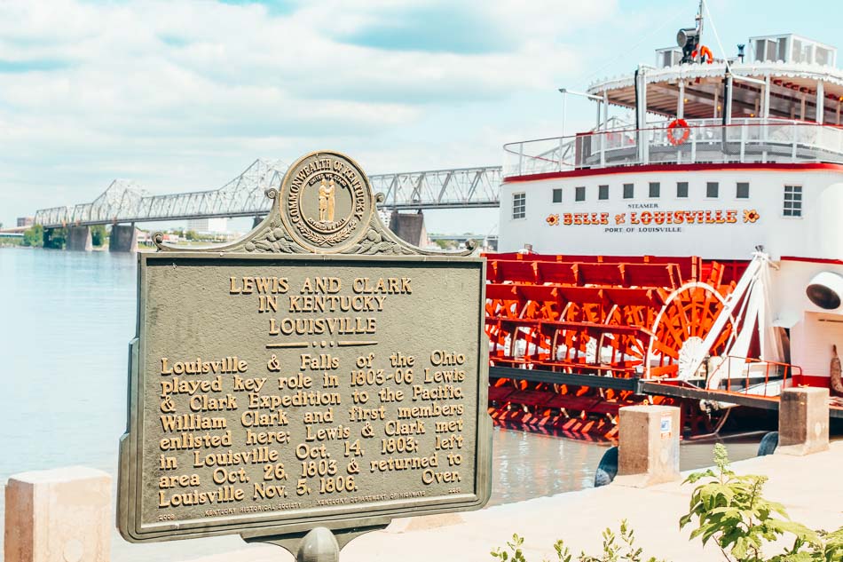 Louisville Kentucky Belle of Louisville Steamboat on Ohio River