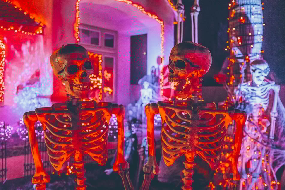 Halloween decorations at a spooky haunted house