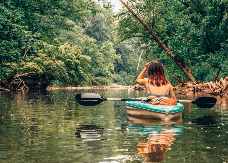 17 Best Places to Go Kayaking in Louisville, Kentucky (& Nearby)