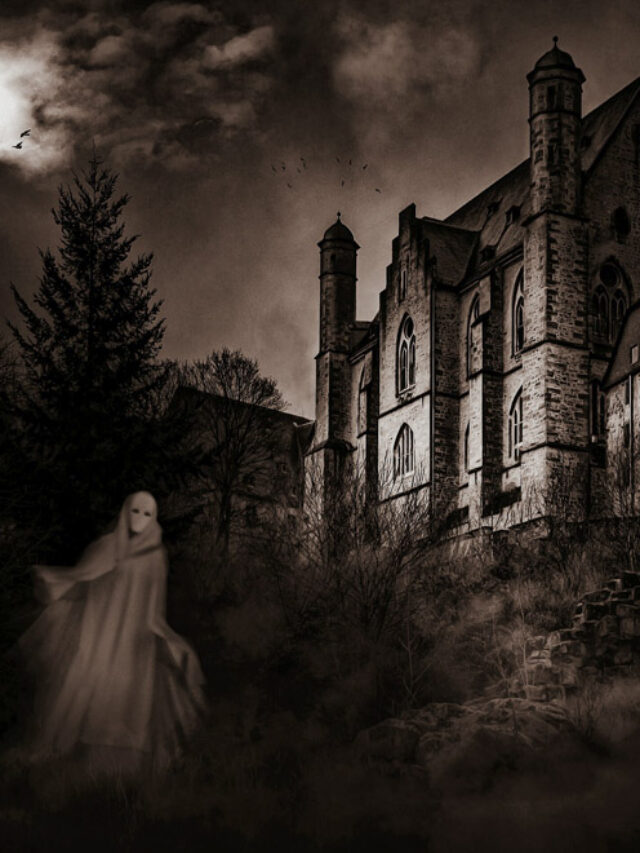 7 Terrifying Haunted Houses in Louisville, KY