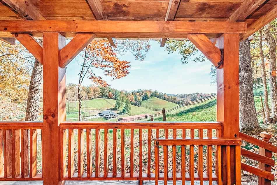 farm retreat with hot tub in ky