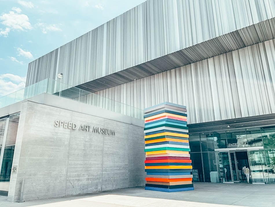 outside of the speed art museum in louisville ky