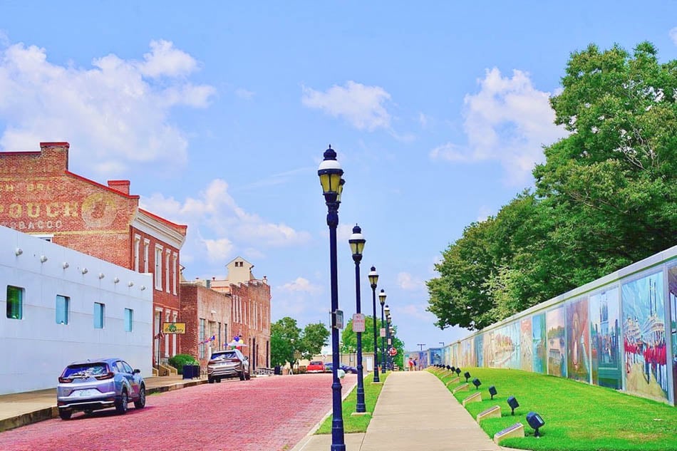 romantic getaways in kentucky paducah photo credit paducah convention and visitors bureau-Blog Photo-2