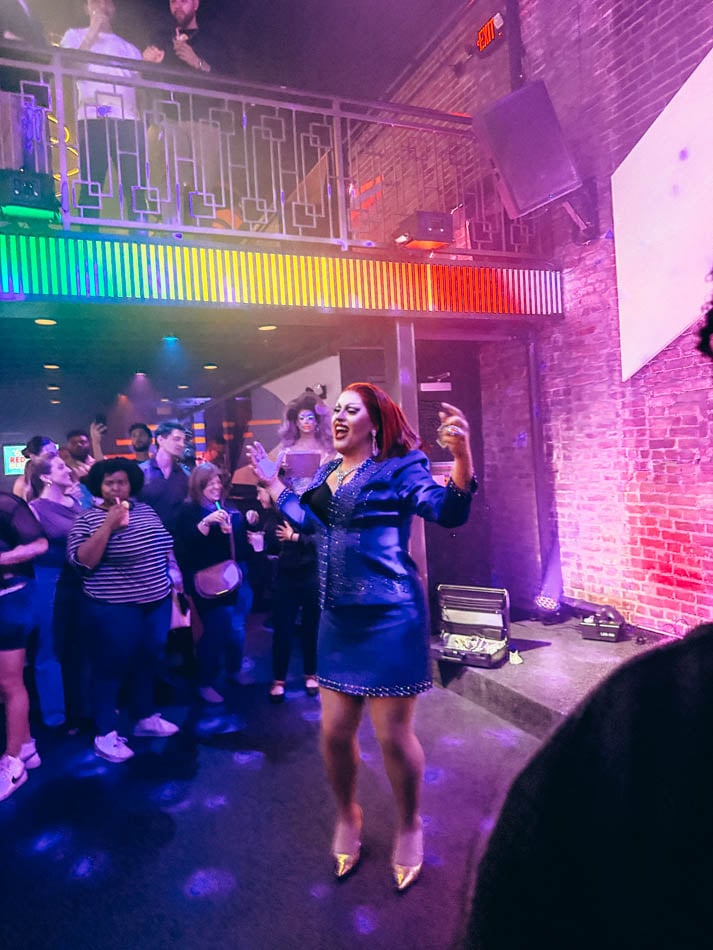 Valiana doll drag queen at big bar in louisville kentucky